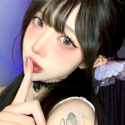 口袋里的小石头 封面